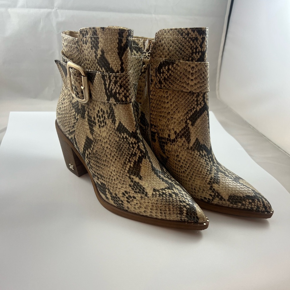 Sam Edelman Leonia Block Heel Booties